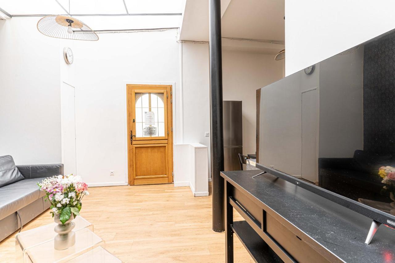 08 Design Flat Republique Apartment Paris Luaran gambar