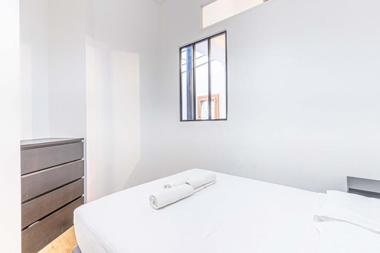 08 Design Flat Republique Apartment Paris Luaran gambar