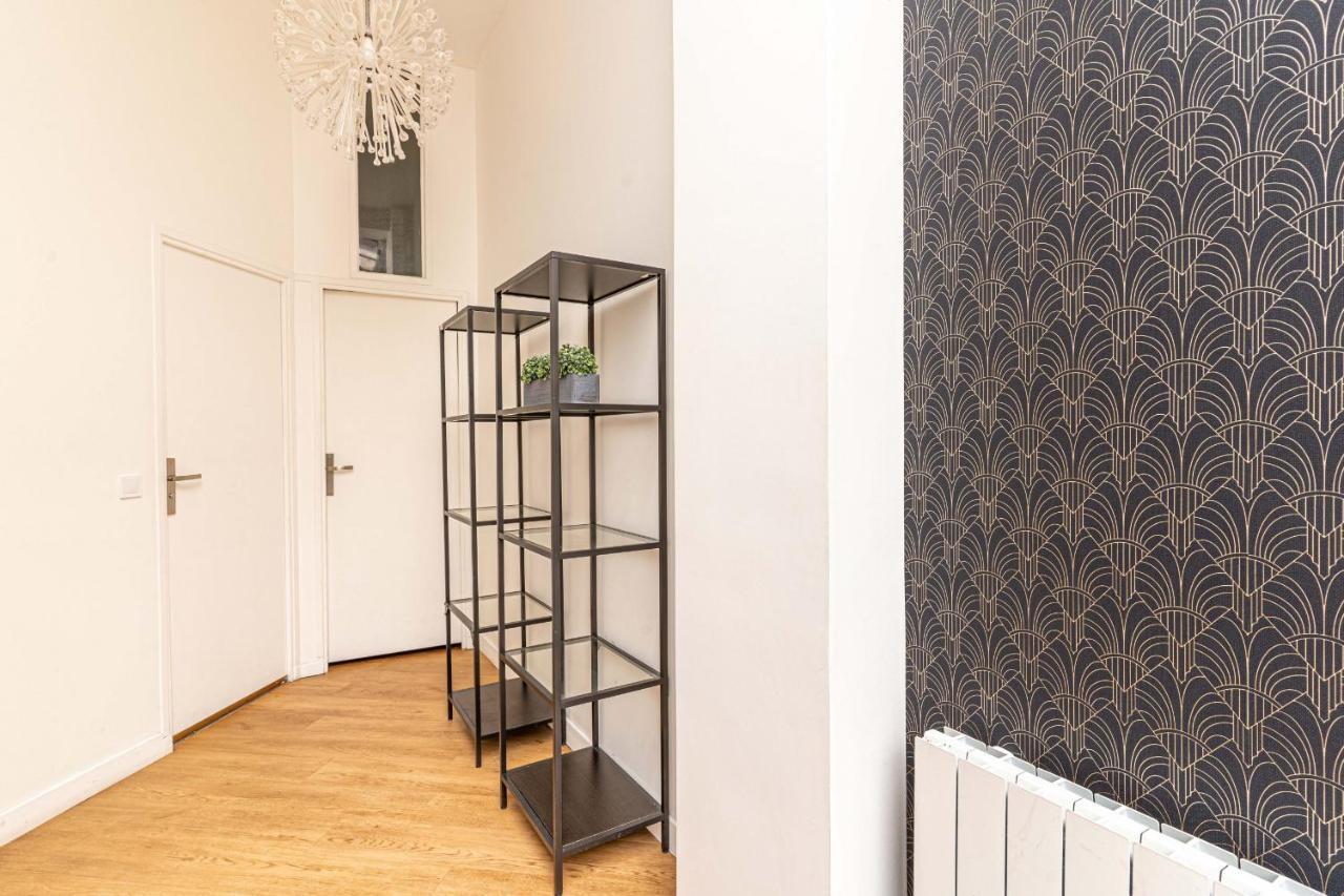 08 Design Flat Republique Apartment Paris Luaran gambar